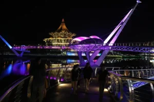 Jelajahi Night Clubs di Kuching, Malaysia: Tempat Hiburan Malam Terbaik