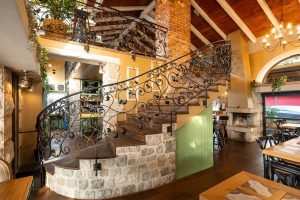 KRK Bistro & Entertainment